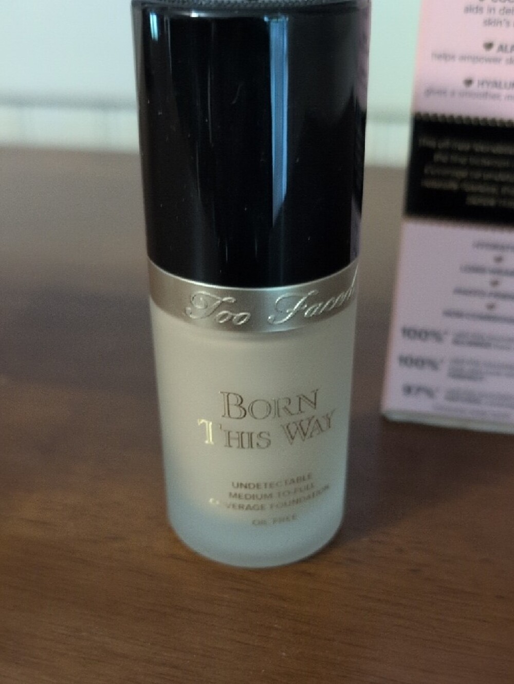 Too Faced Born This Way Foundation Warm Nude - Picture 7 of 8
